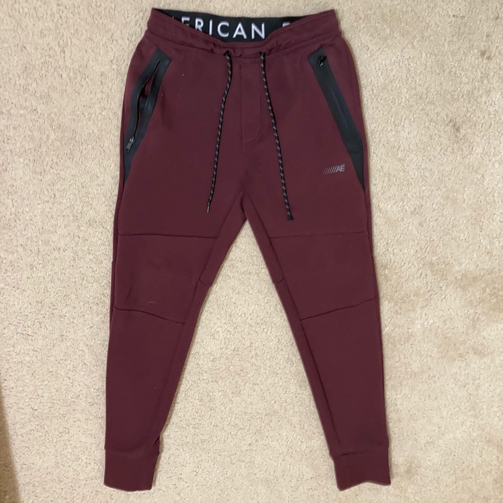 American Eagle Joggers